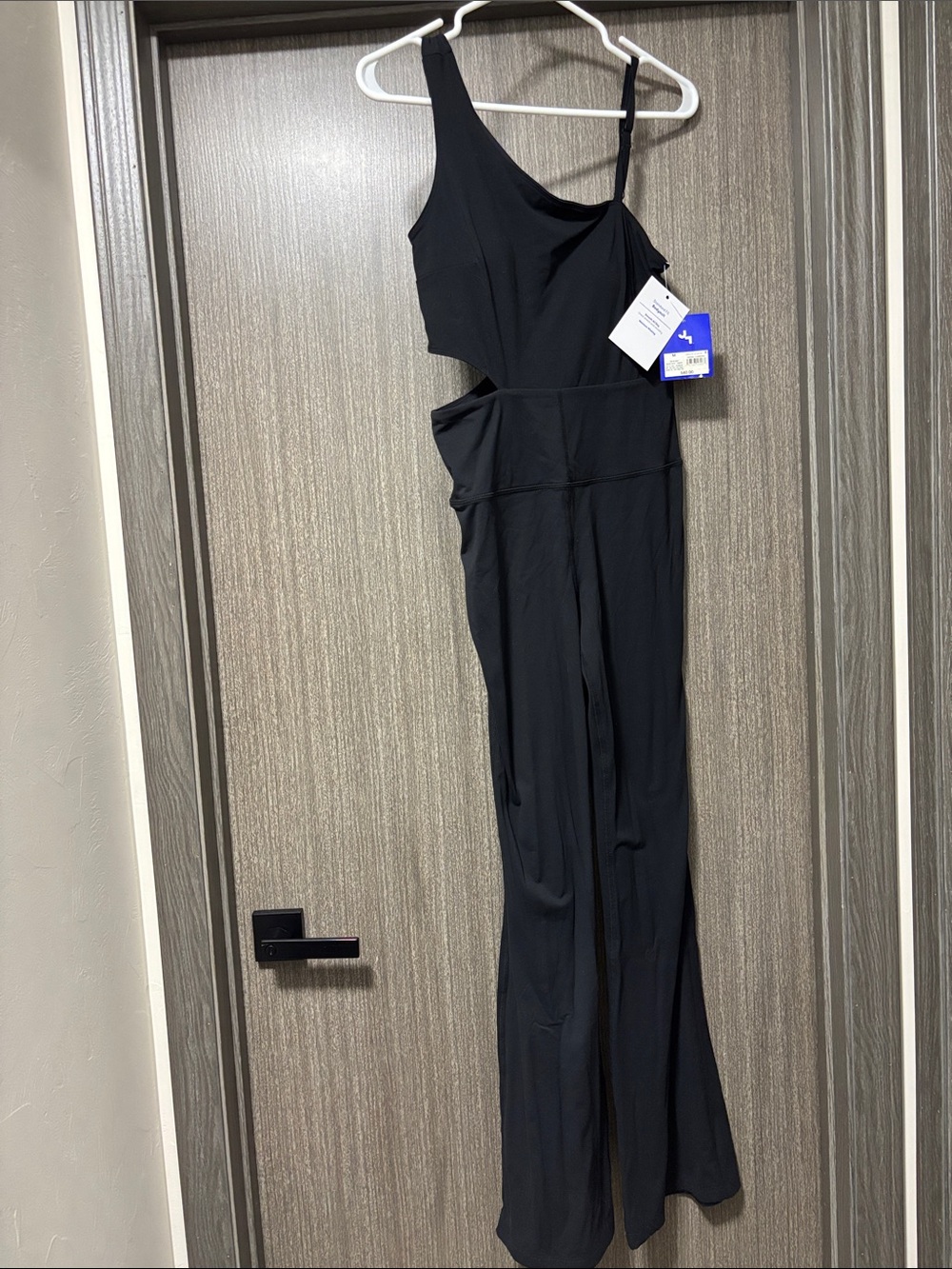 JoyLab Black One-Shoulder Cutout Flare Jumpsuit - Picture 4 of 4